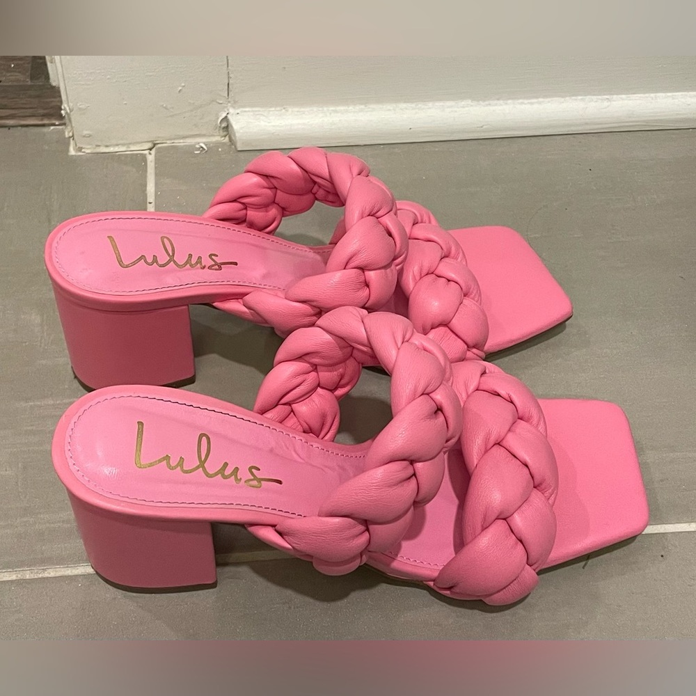 Pink lulus heels